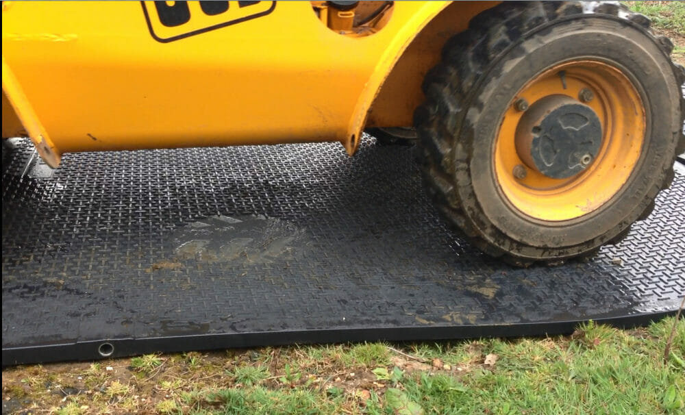 TuffTrak Lite “the ‘lightweight’ heavy duty road mat”
