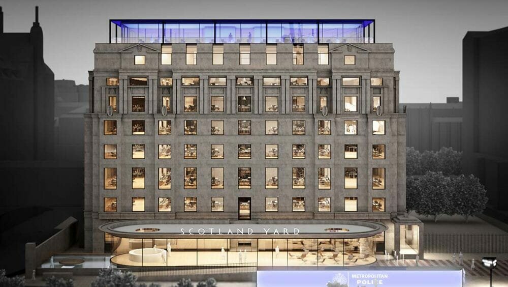 RAISING THE ALARM AT NEW SCOTLAND YARD BUILDING
