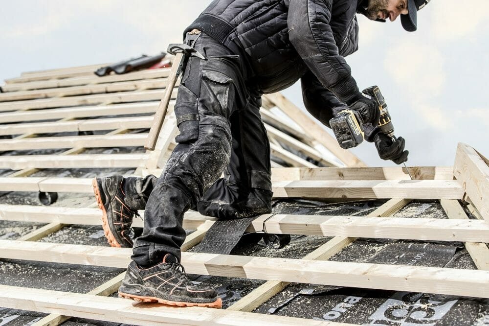 ENGEL WORKWEAR STRETCHES INTO YOUR COMFORT ZONE