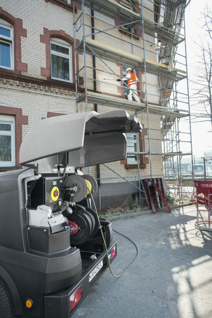 When dirt is trapped, pressure comes into play. @karcheruk