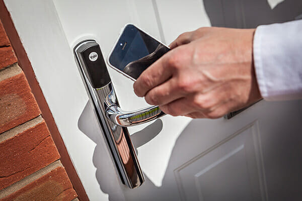 Tradespeople need to do more to keep up with smart home technology @IronmngryDirect @YaleTradeUK