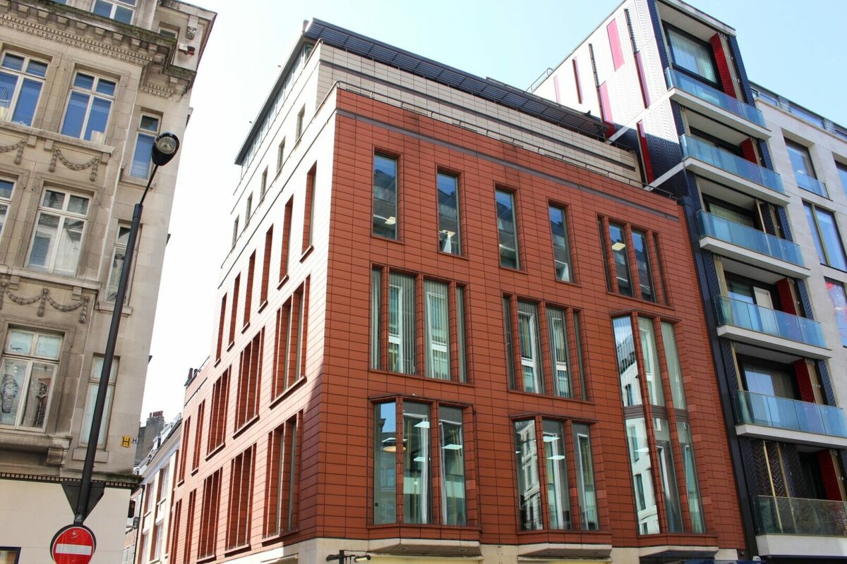Underfloor Air Conditioning Fit-out at Hanover Street @AET_FSS