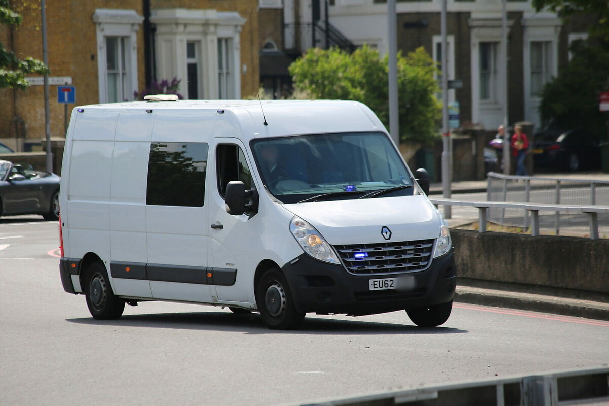 Six ways van drivers can deter thieves