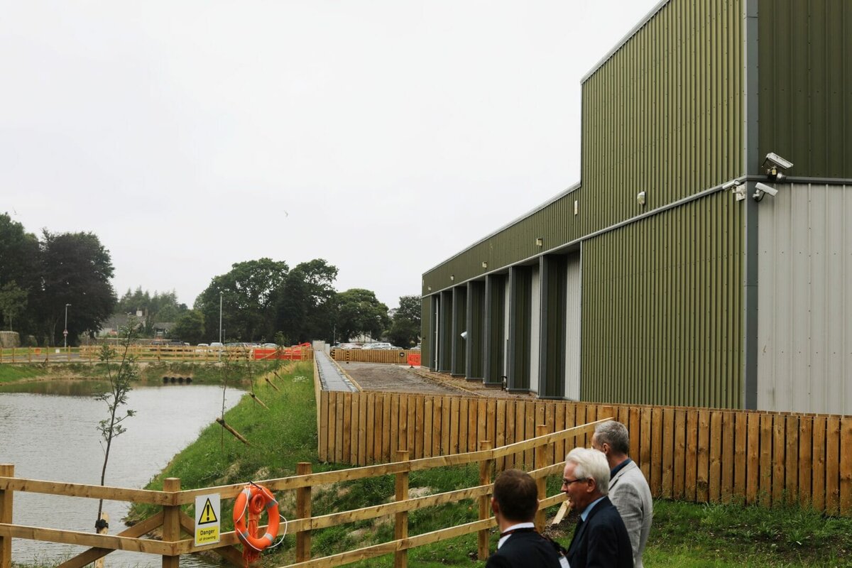 CLUTTONS ADVISES JAMES WALKER ON FLOOD DEFENCES TO  HELP SAFEGUARD 400 JOBS@Cluttons