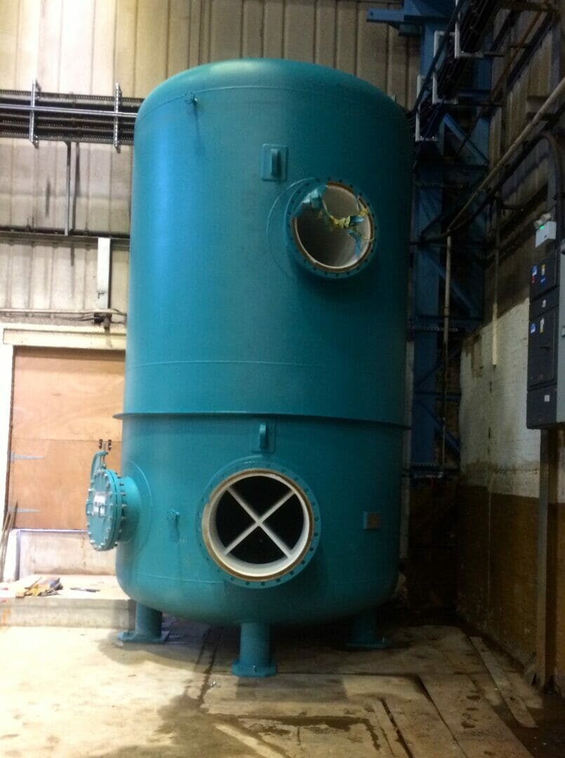 RSS Provides Lifting and Rigging Gear to Install Test Vessel