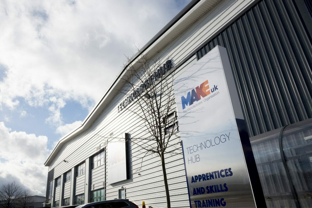 MAKE UK APPRENTICES RETURN TO STUDIES AT BIRMINGHAM TECHNOLOGY HUB @MakeUK_