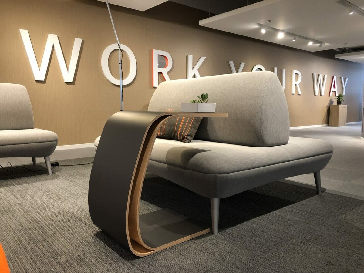 Nagare collection, a collaborative work by Rainlight and Okumura which embodies experimental design, wins in Furniture 2020 category at the Good Design Awards 2020 @rainlightdesign @okamuraglobal