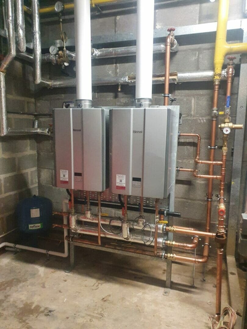 FUEL SAVING & BEST VALUE WITH LIMITLESS TEMPERATURE ACCURATE HOT WATER FROM RINNAI UK @rinnai_uk