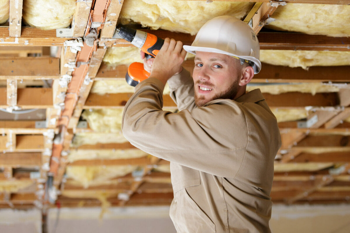 SkipHire UK Reveals the Best Region for Construction Workers to Live and Work