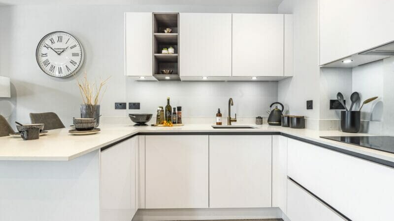 Roann Limited, the granite and quartz worktop supplier, celebrated a record-breaking month in February, reaching a sales total of £1,102,060.