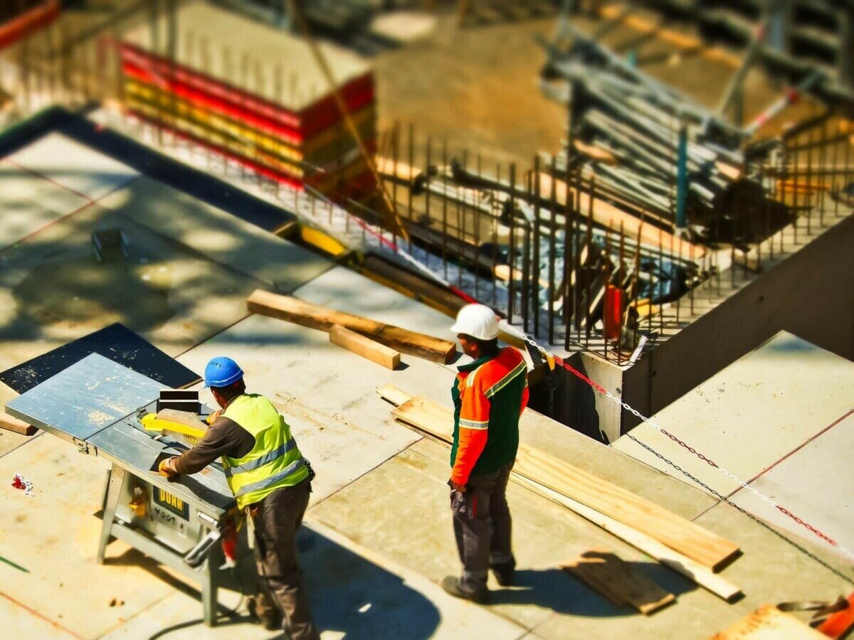 Seeking a Career in Construction: Top 5 Areas in Britain to Start Out or Further Your Ambitions