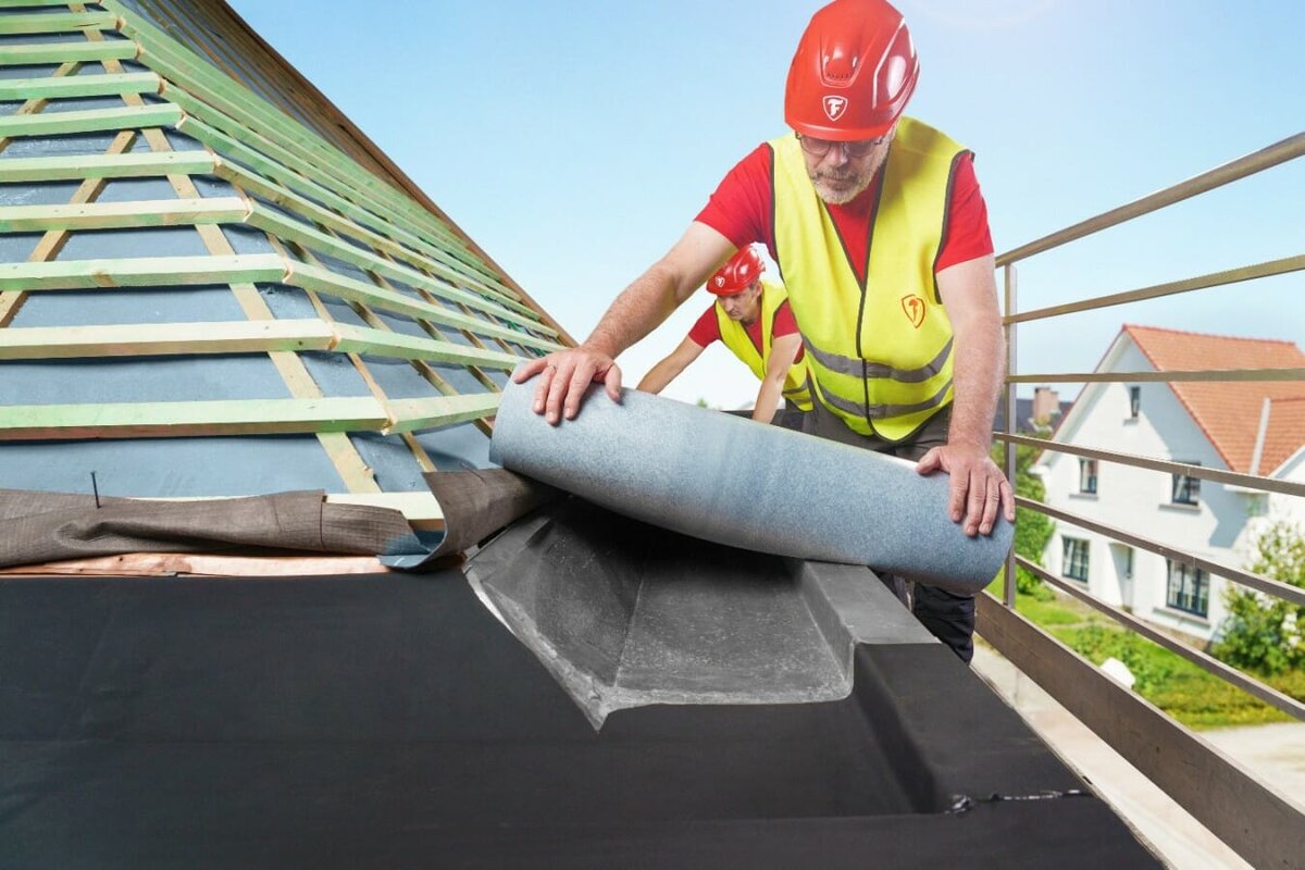 PERMAROOF UK ANSWERS MARKET DEMAND WITH NEW SELF-ADHESIVE RUBBERGUTTER EPDM SOLUTION