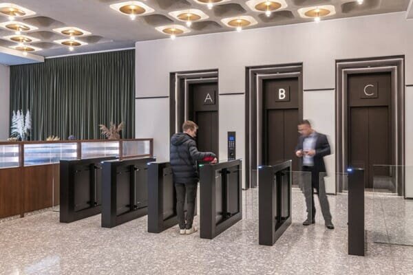 Entrance control vs access control – what’s the difference?
