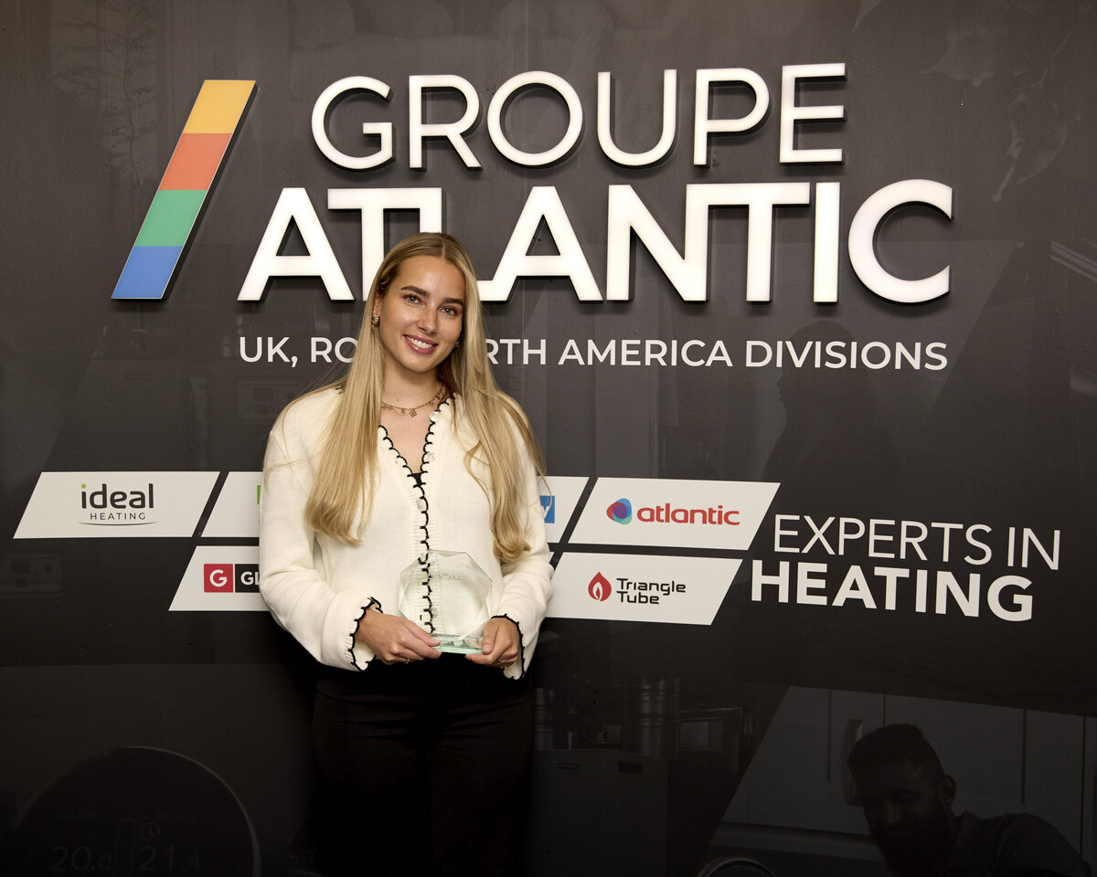 Ideal Heating Commercial apprentice wins ICOM Apprentice of the Year Award