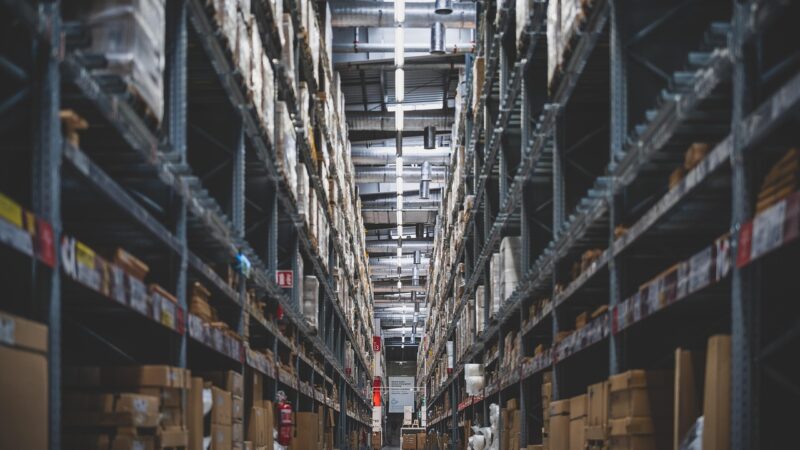 Solving Vertical Transport Challenges in Modern Warehouses