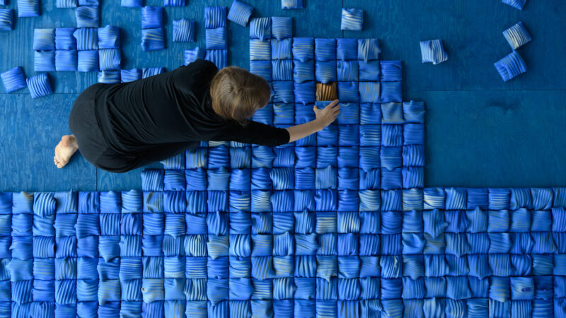 Polish artist Alicja Patanowska’s ‘The Ripple Effect’ installation of 2000 handmade tiles captivate visitors at the V&A, during London Design Festival 2025 as part of the UK/Poland Season 2025.