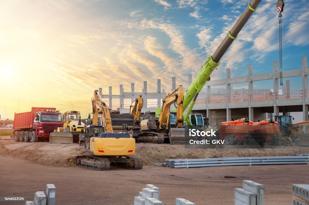 When Construction Sites Need Equipment That Arrives on Time
