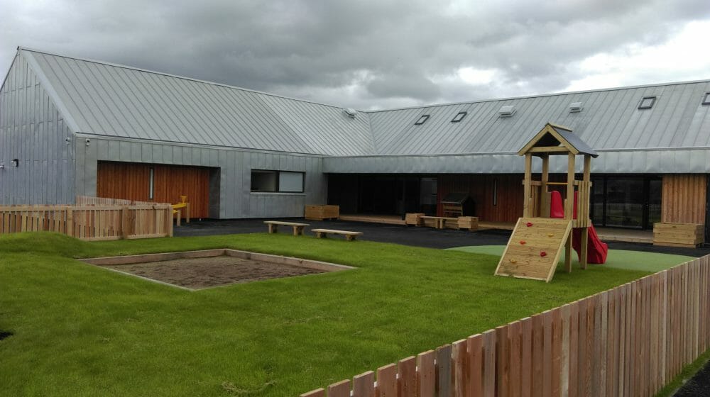 UGINOX stainless steel roofs and facades for Fort William Gaelic School