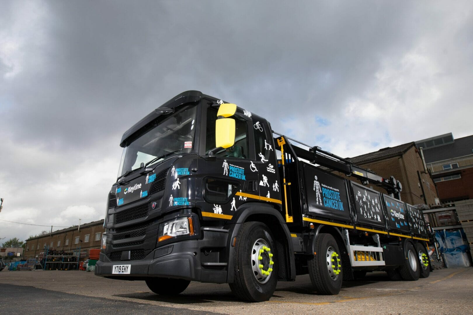 KEYLINE CIVILS UNVEIL EYE-CATCHING BRANDED TRUCK TO DRIVE HOME HEALTH MESSAGE FOR PROSTATE CANCER UK
