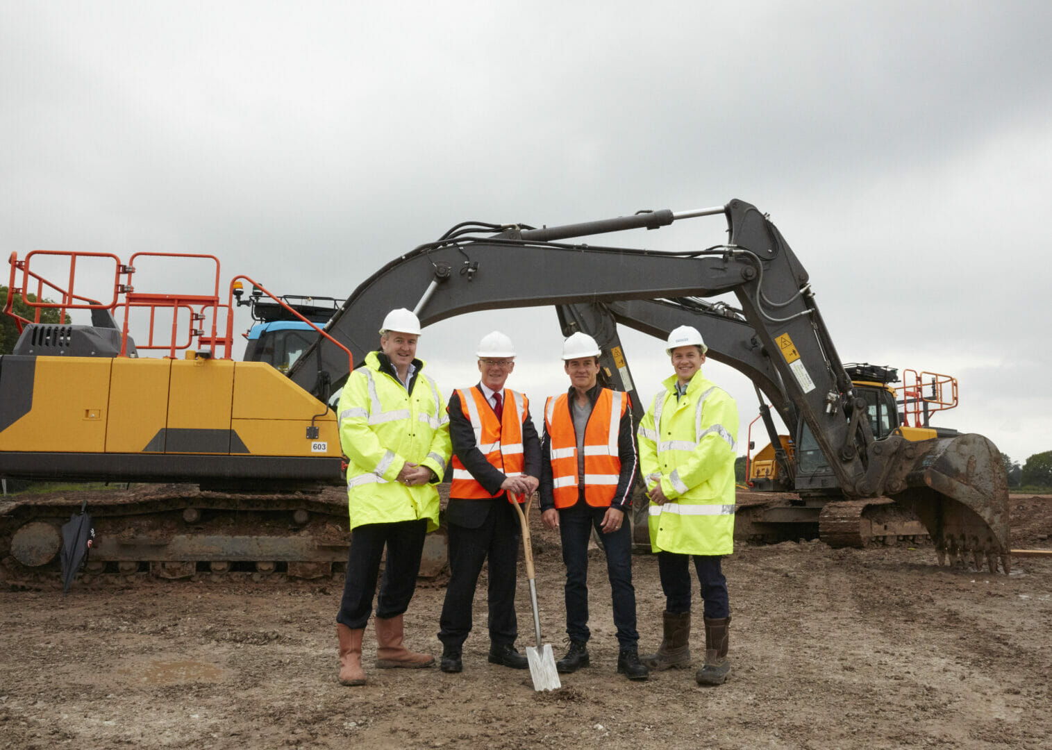 THG AND STOFORD BREAK GROUND ON 11.6-ACRE SITE IN MANCHESTER