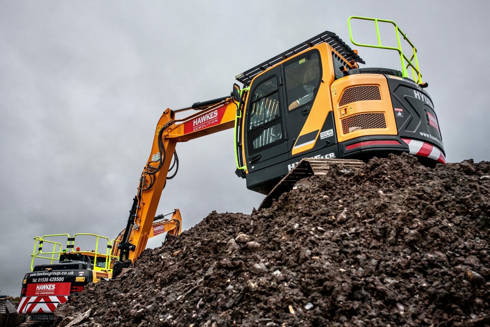 Simply funds three excavators for Hawkes Group   @HawkesGroup