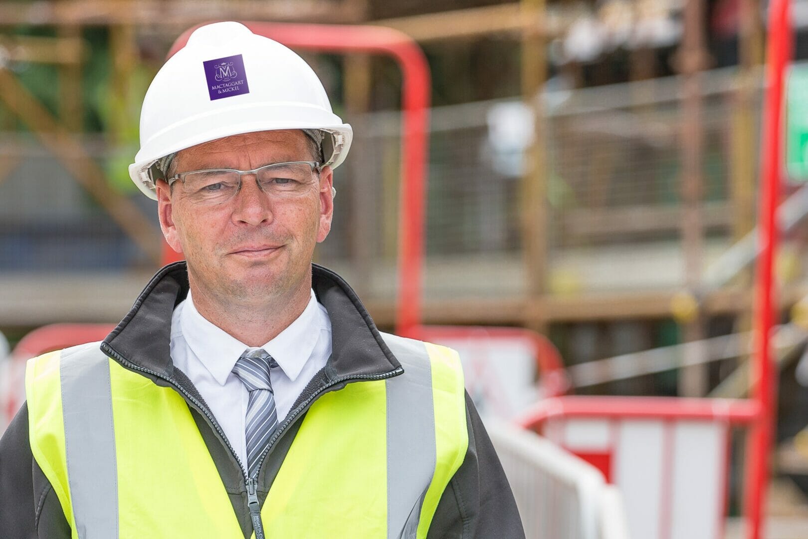 Site manager scoops Seal of Excellence for family housebuilder