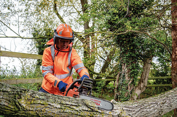 JSP launches new premium range of PPE for landscaping and forestry work @JSPLtd