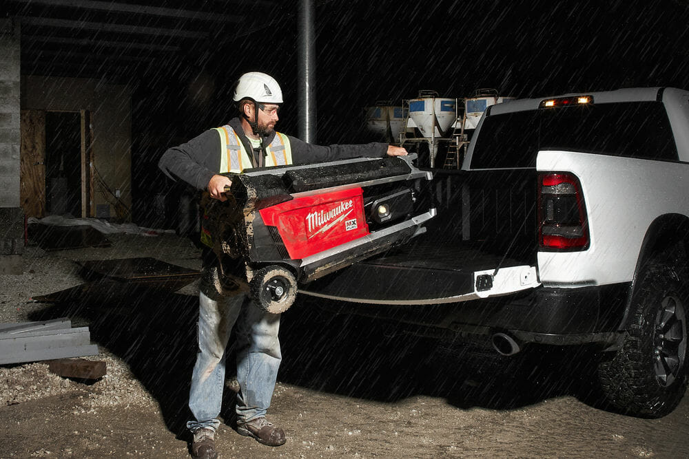 MILWAUKEE® Delivers a New Way to Light the Site with the MX FUEL™ Tower Light @MilwaukeeTool