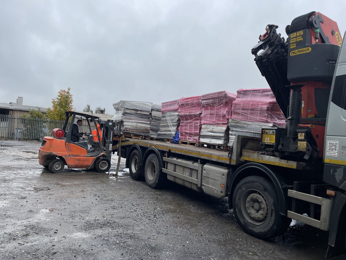 Glass from Victorian office renovation arrives in Leeds ready for sustainable transformation