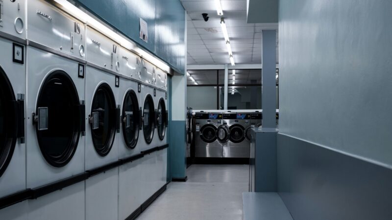 Why you should use commercial laundry equipment is required for housing laundry rooms