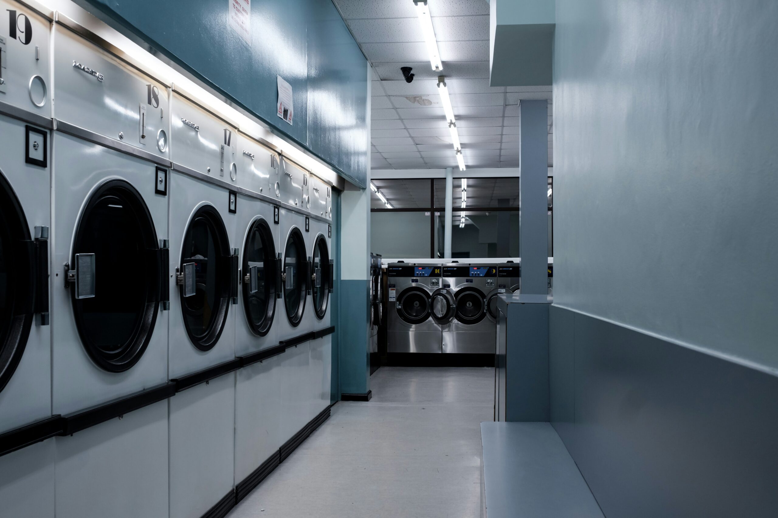 Why you should use commercial laundry equipment is required for housing laundry rooms