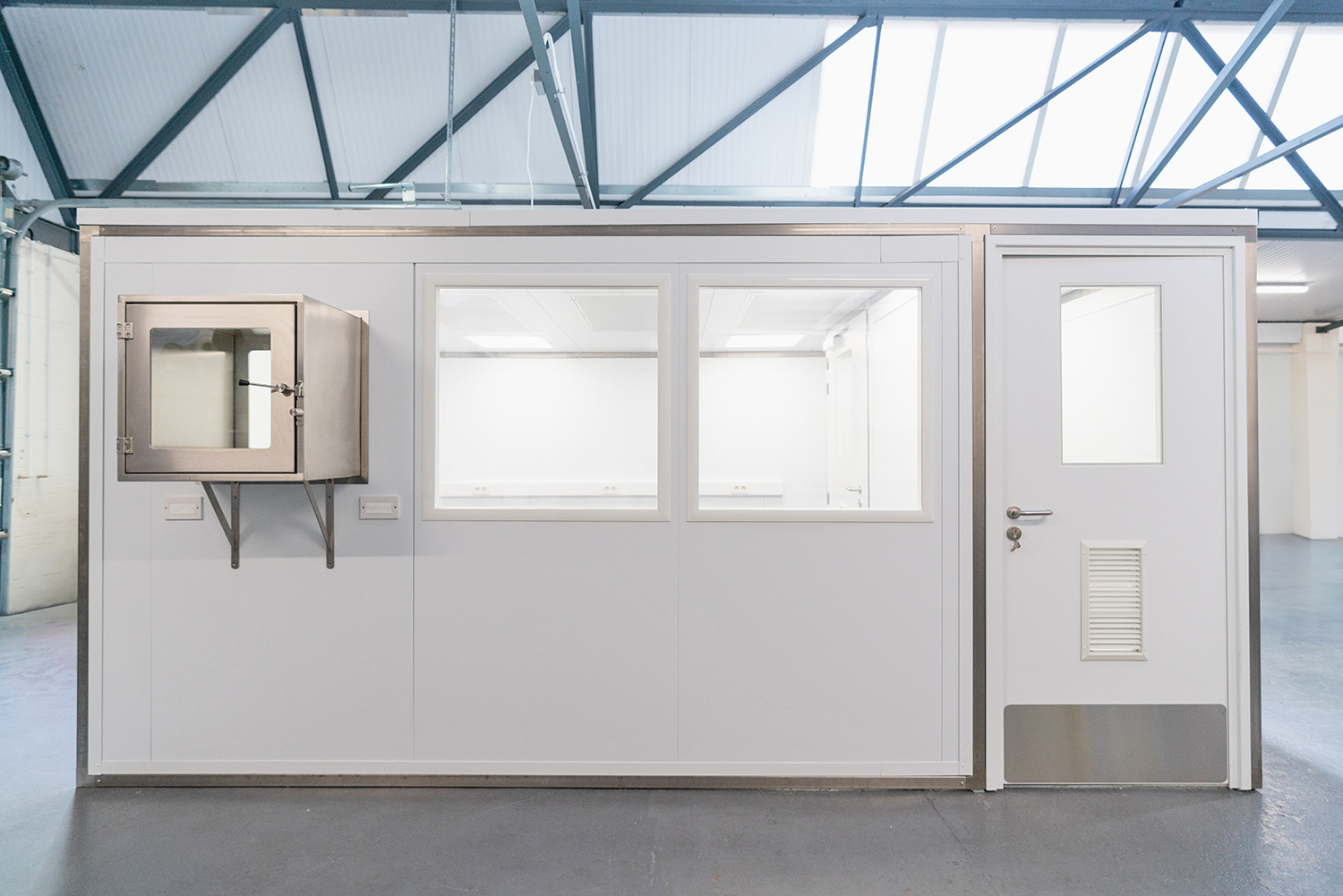 Isopod Rapid Cleanrooms helping Life Science start-ups and smaller businesses to grow